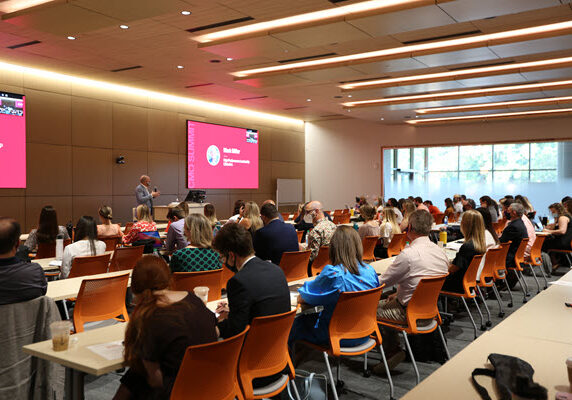 google-search-marketing-firm-attends-clemson-cmo-summit google-search-marketing-firm-attends-clemson-cmo-summit